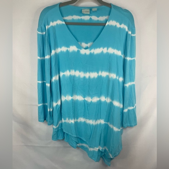 Chicos turquoise tie dye blouse with an a symmetrical hem line. Very stretchy. - Picture 1 of 5